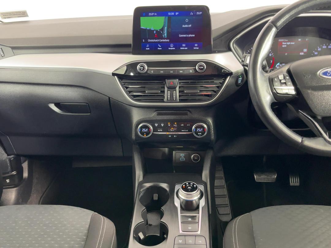 Photo '18' of Ford Escape