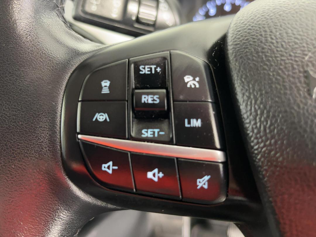 Photo '25' of Ford Escape
