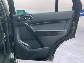 Photo '19' of Ford Everest