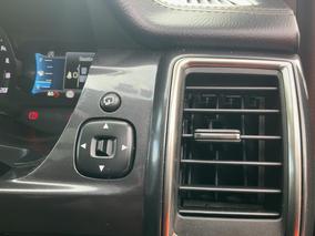 Photo '28' of Ford Everest