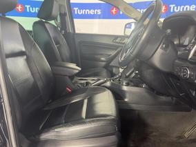 Photo '16' of Ford Everest