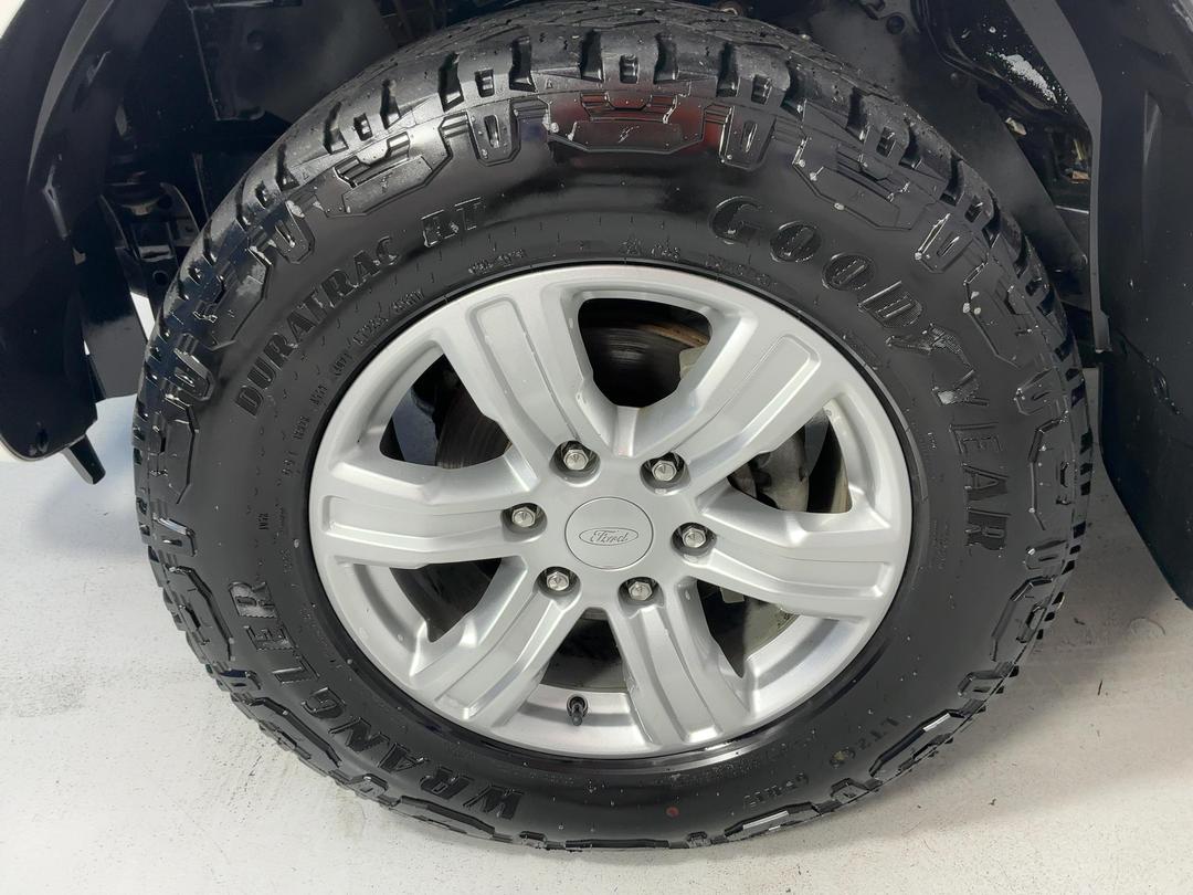 Photo '10' of Ford Ranger
