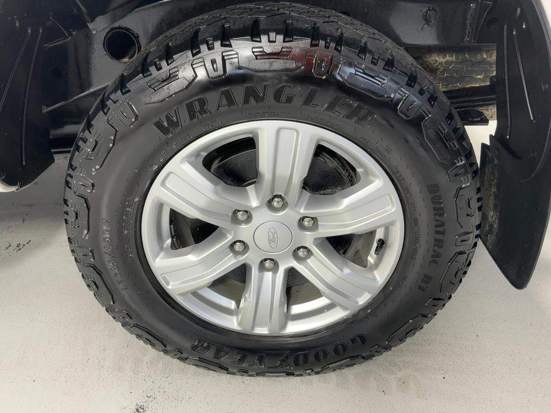Photo '11' of Ford Ranger