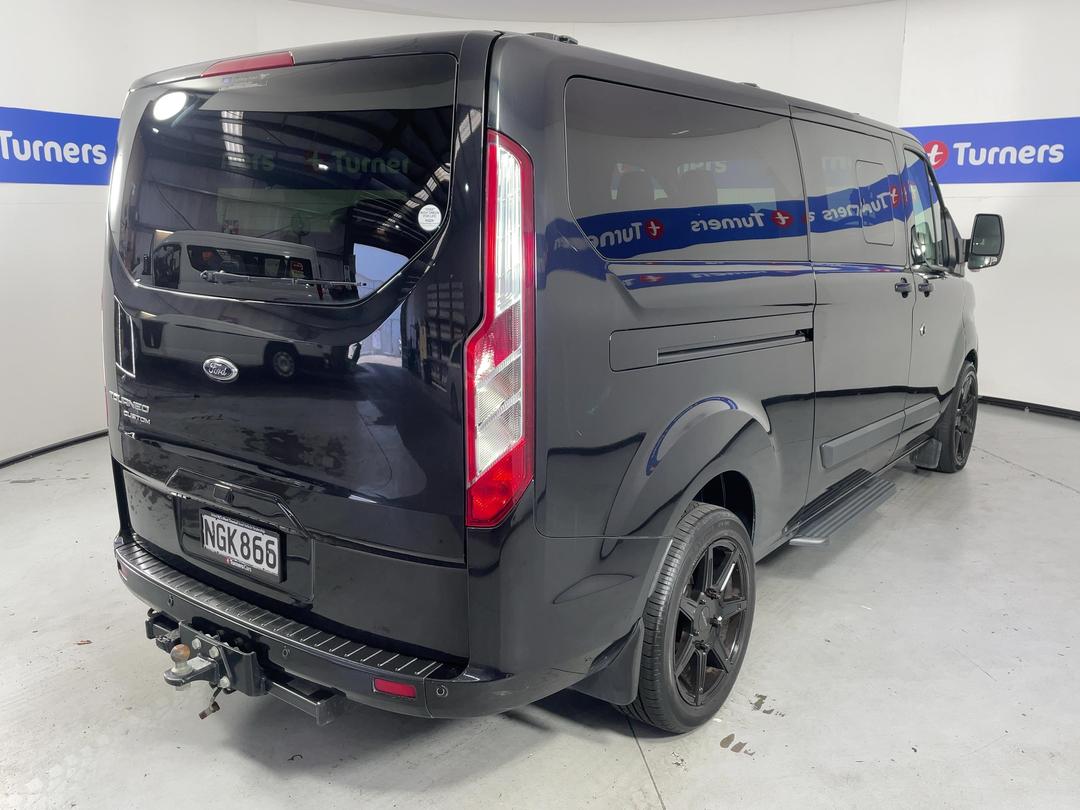 Photo '7' of Ford Transit
