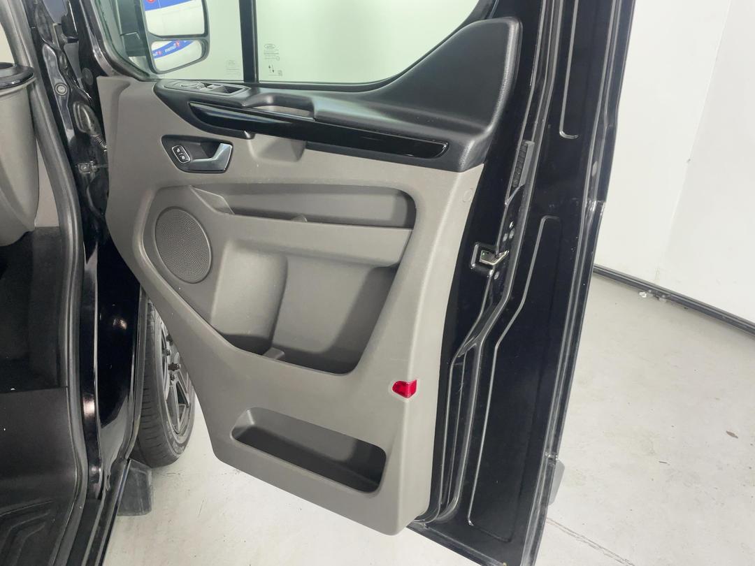 Photo '15' of Ford Transit