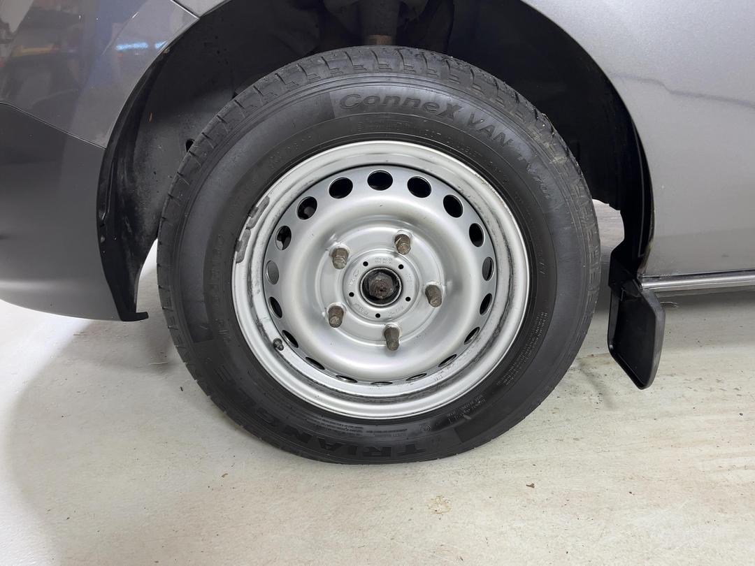 Photo '10' of Ford Transit