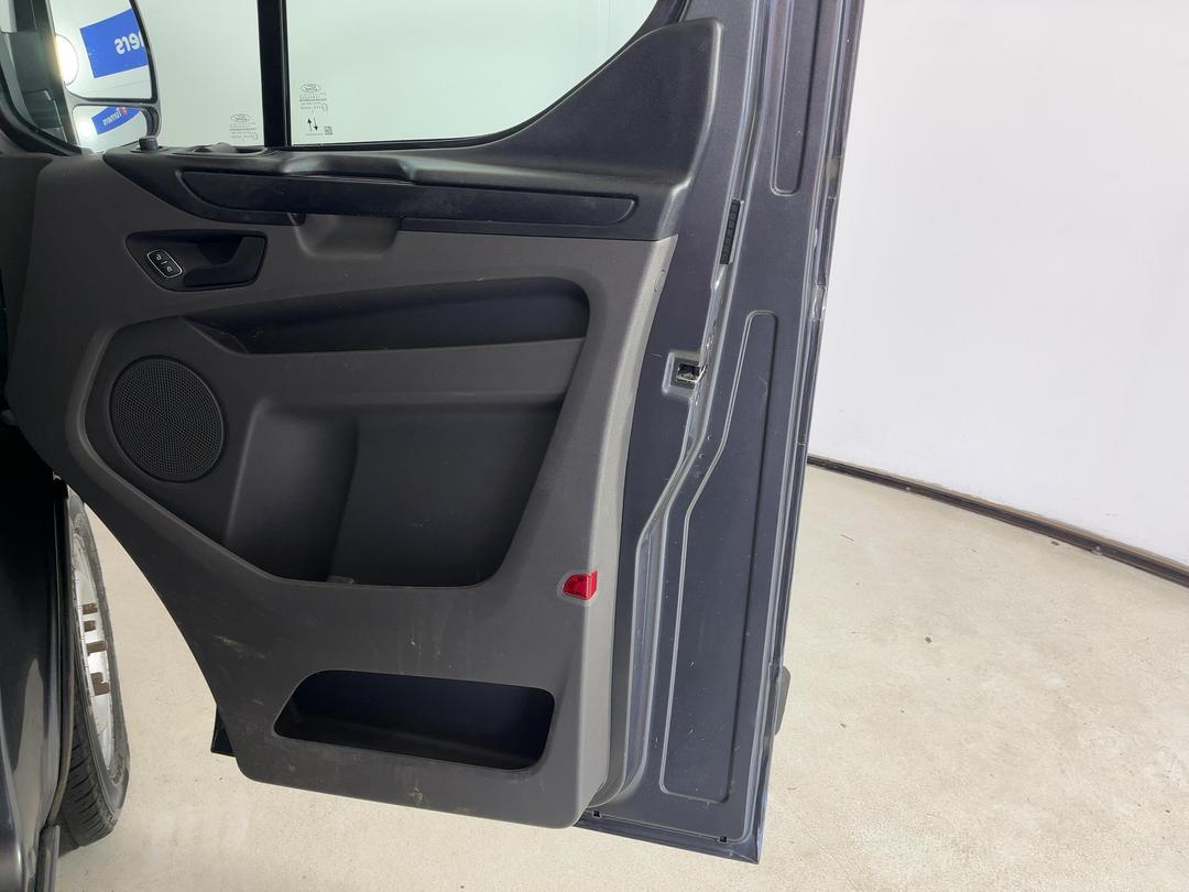 Photo '15' of Ford Transit