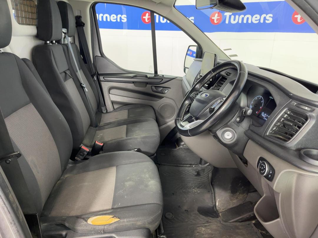 Photo '16' of Ford Transit