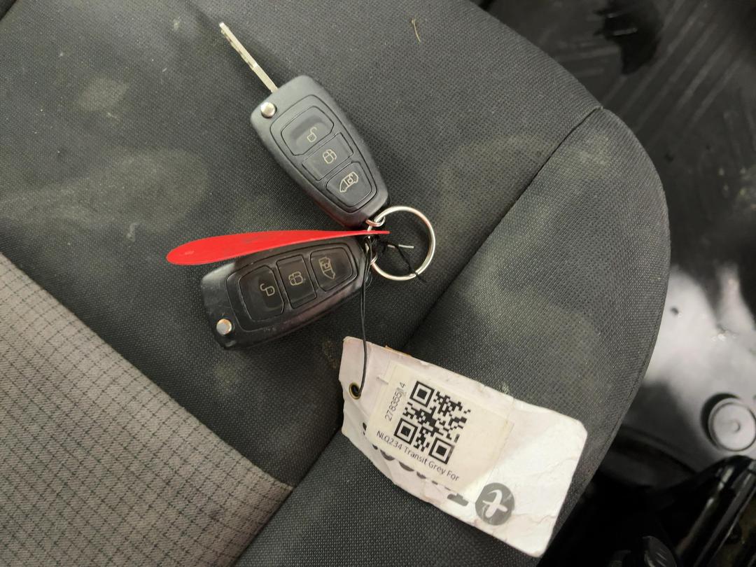 Photo '22' of Ford Transit