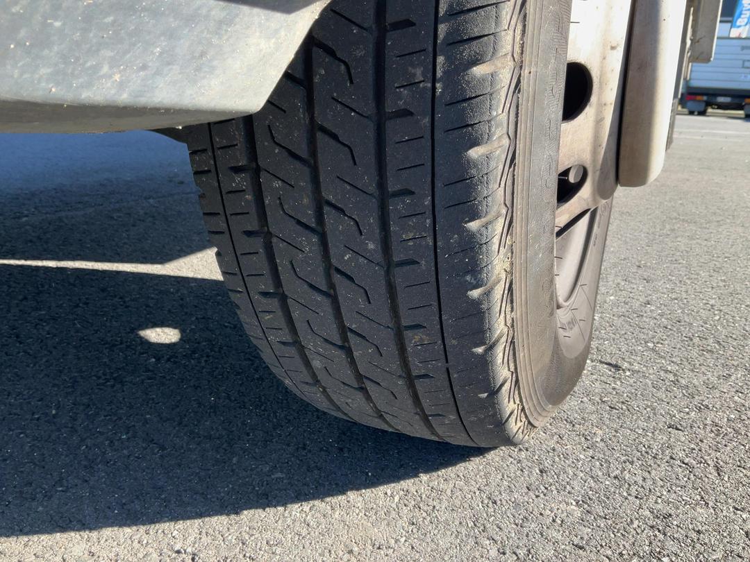 Photo '19' of Ford Transit Flat Deck