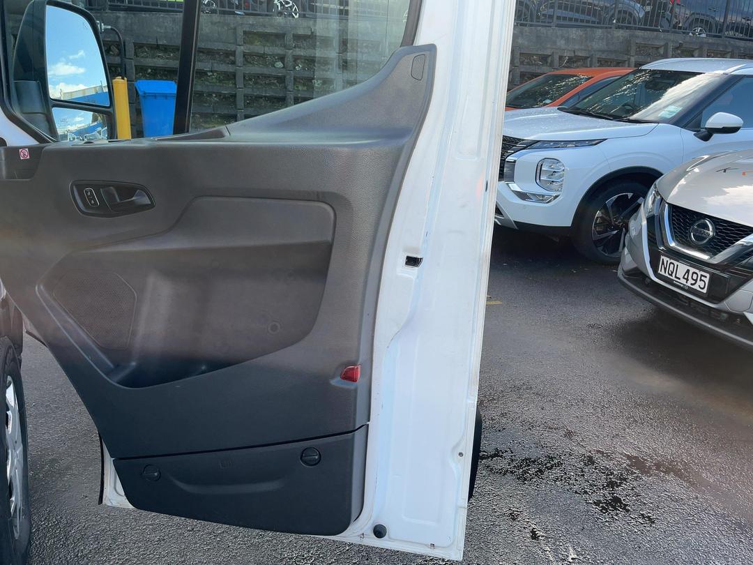 Photo '15' of Ford Transit
