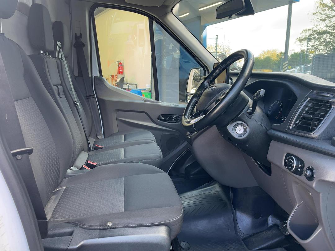 Photo '16' of Ford Transit