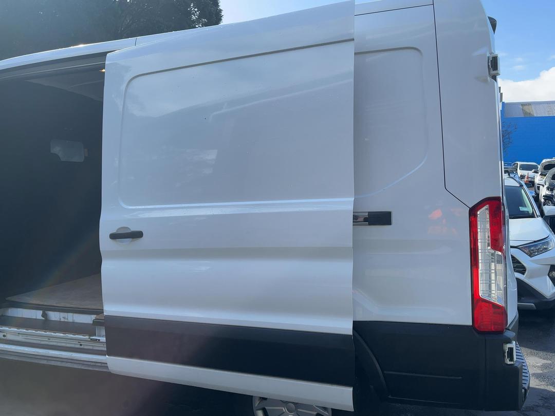 Photo '19' of Ford Transit