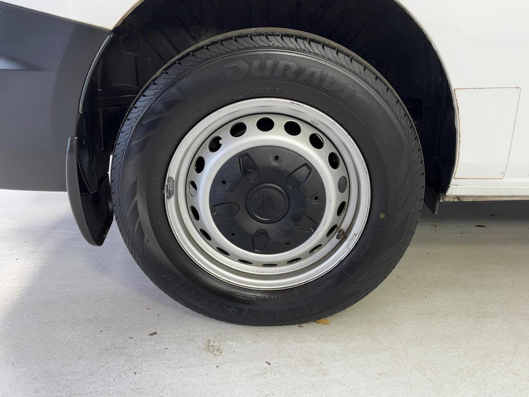 Photo '12' of Ford Transit