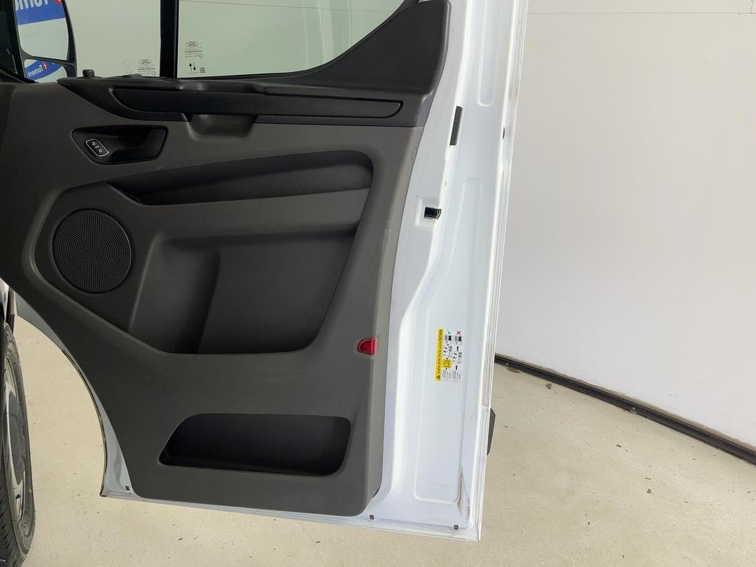 Photo '15' of Ford Transit