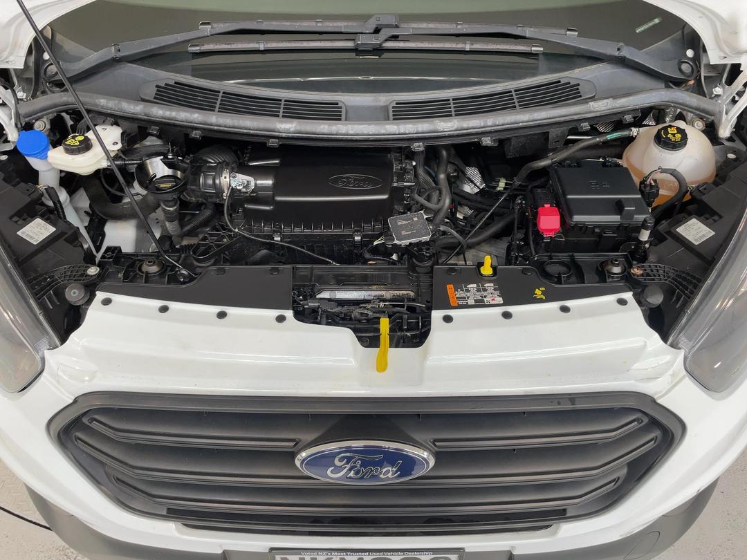 Photo '13' of Ford Transit