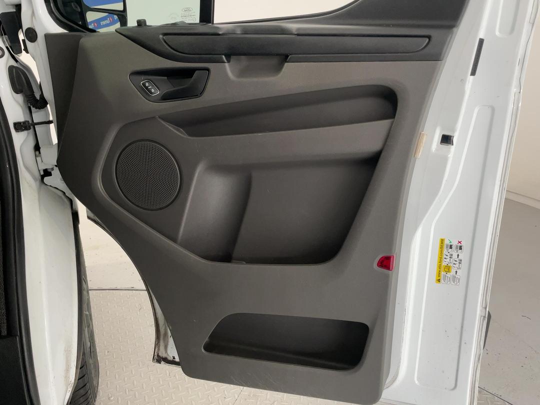 Photo '15' of Ford Transit