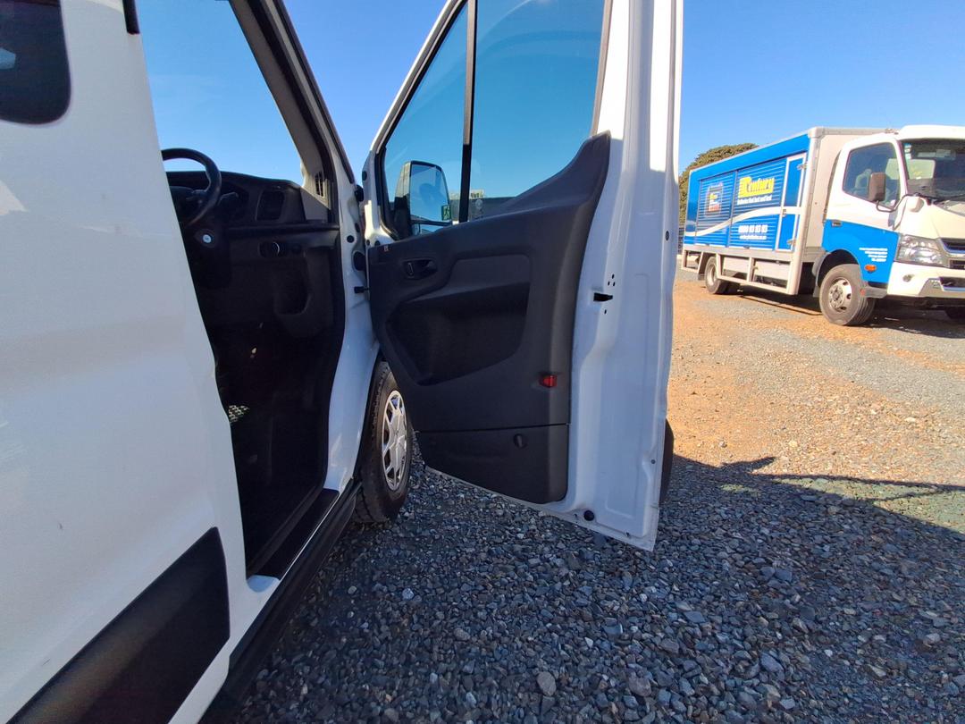 Photo '15' of Ford Transit