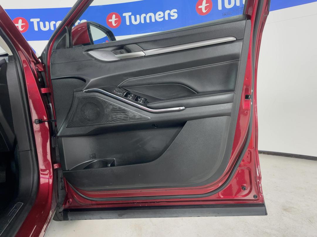 Photo '15' of Haval H6