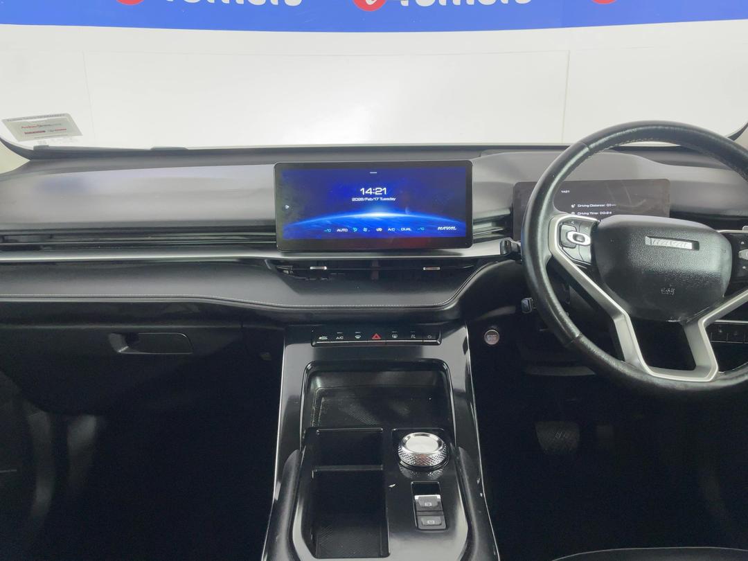 Photo '17' of Haval H6