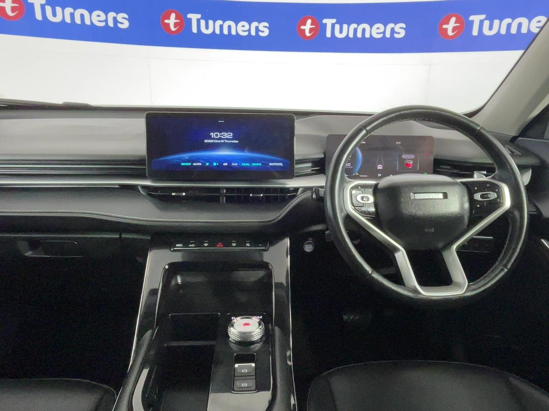 Photo '17' of Haval H6