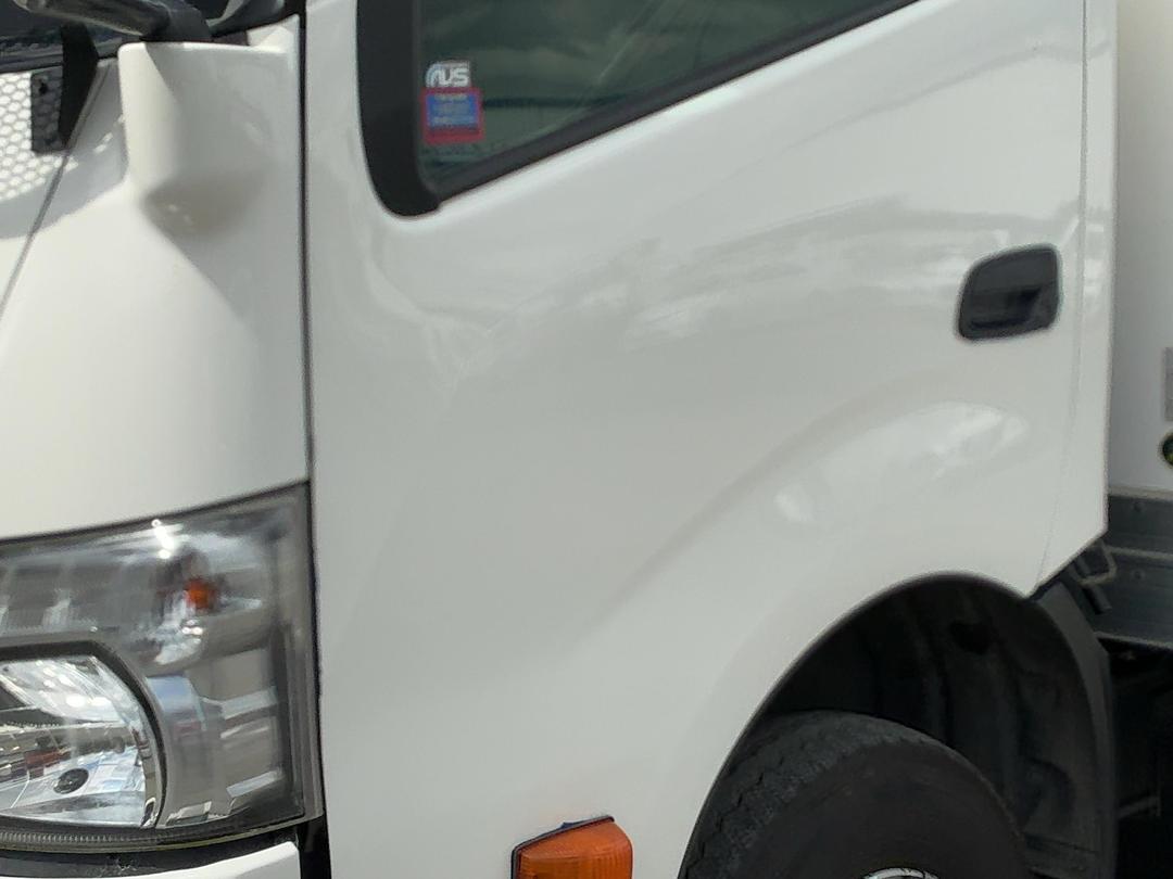 Photo '26' of Hino 300 XJC720R Bottle Body
