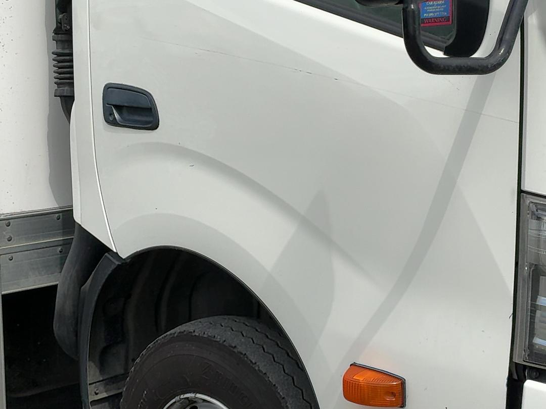Photo '25' of Hino 300 XJC720R Bottle Body