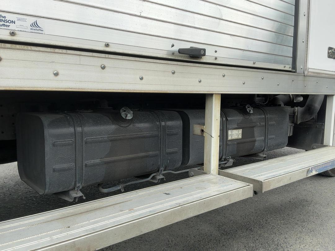Photo '43' of Hino 300 XJC720R Bottle Body