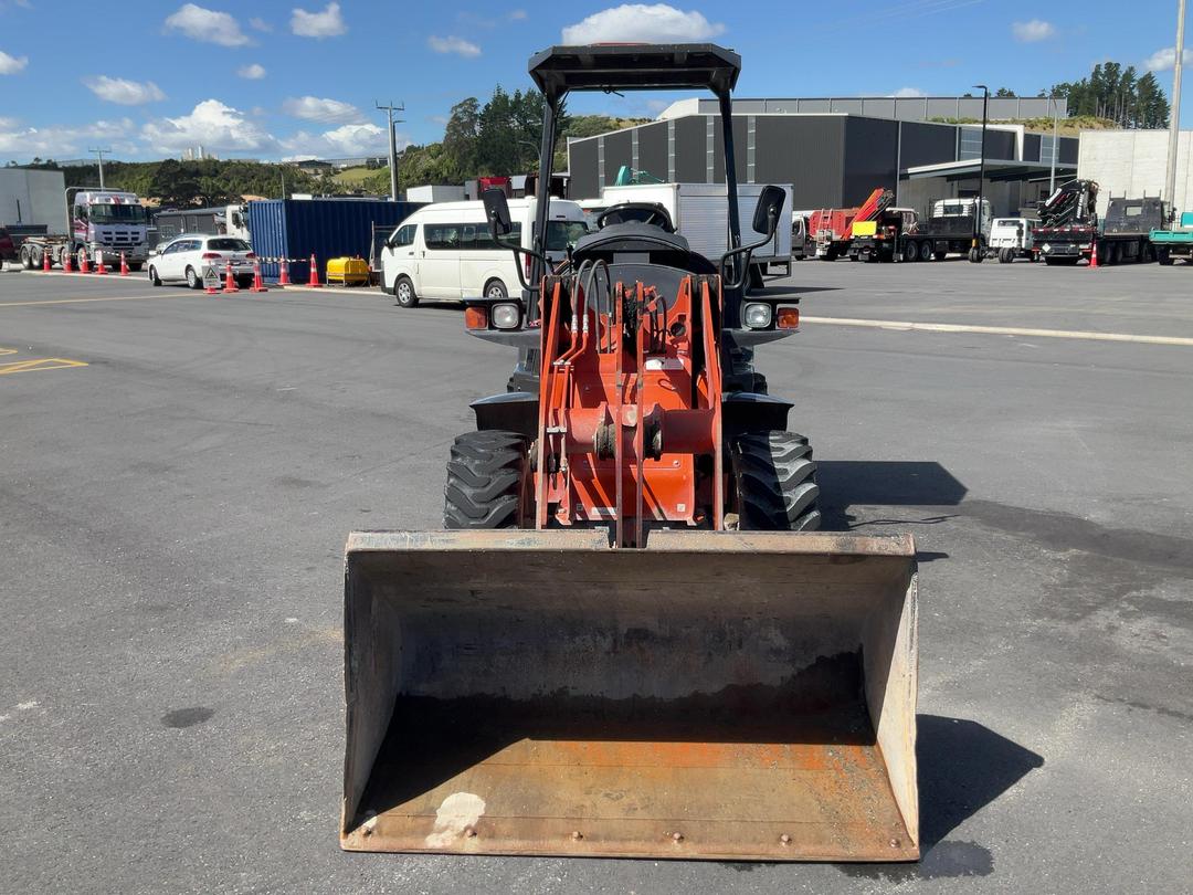 Photo '10' of Hitachi ZW30-5B Wheel Loader
