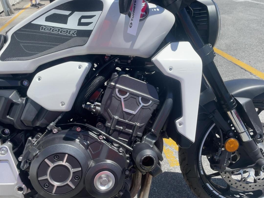 Photo '11' of Honda CB 1000R Photo '11' of Honda CB 1000R