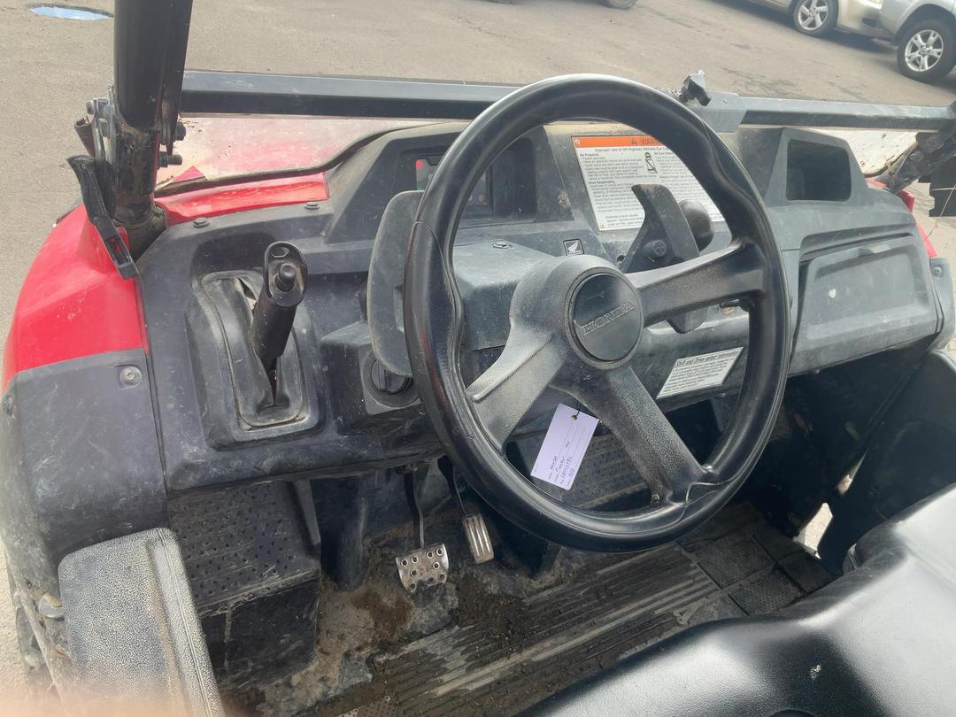 Photo '10' of Honda Pioneer 700