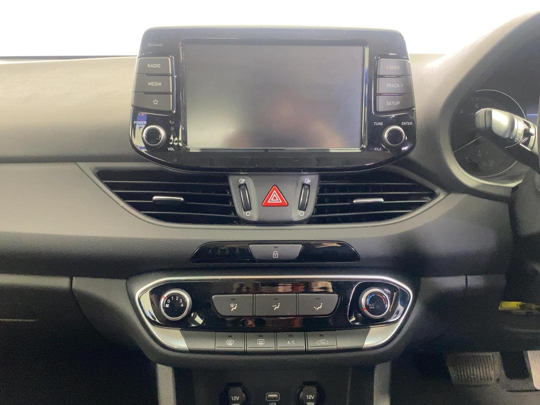 Photo '18' of Hyundai I30