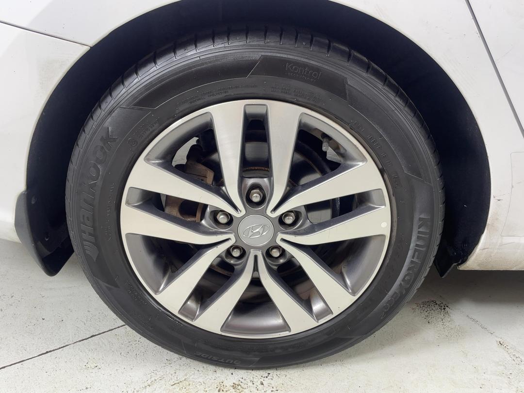 Photo '12' of Hyundai I30