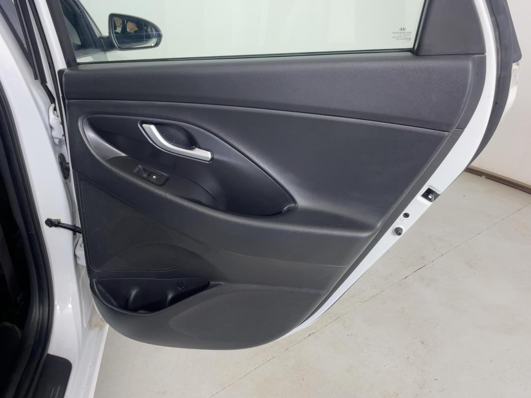 Photo '19' of Hyundai I30
