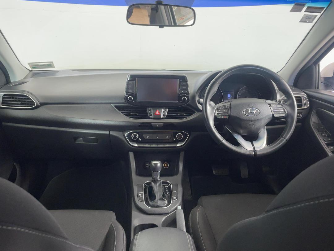 Photo '17' of Hyundai I30