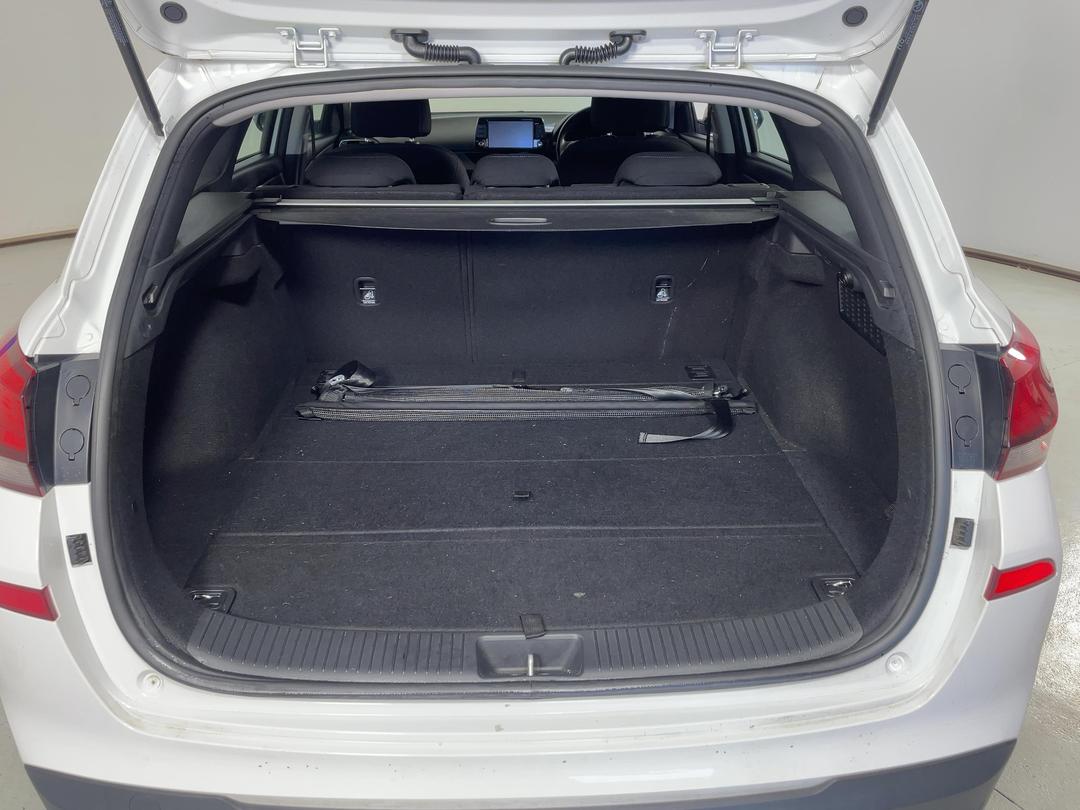 Photo '14' of Hyundai I30
