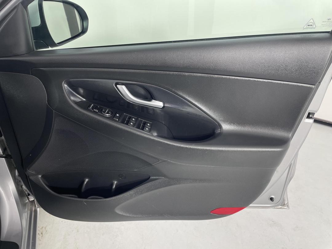 Photo '15' of Hyundai I30