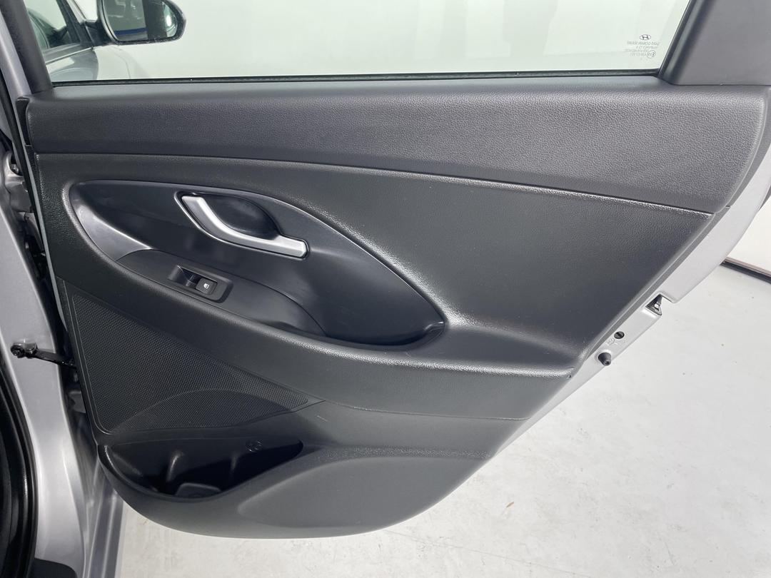 Photo '19' of Hyundai I30