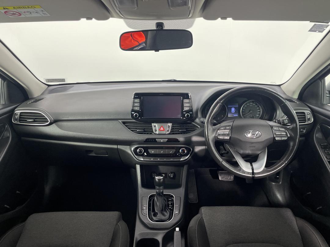 Photo '17' of Hyundai I30