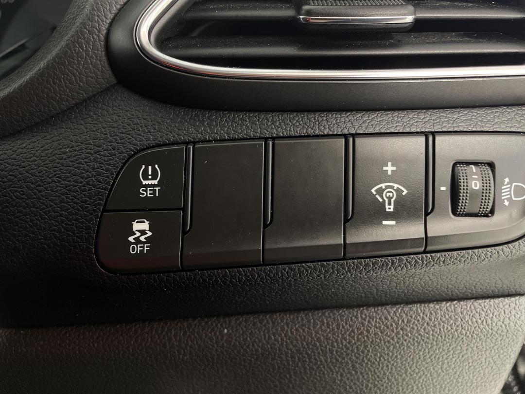 Photo '23' of Hyundai I30