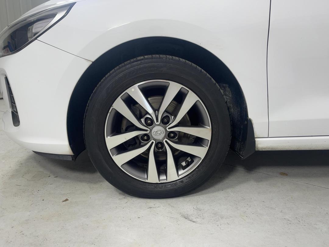 Photo '10' of Hyundai I30