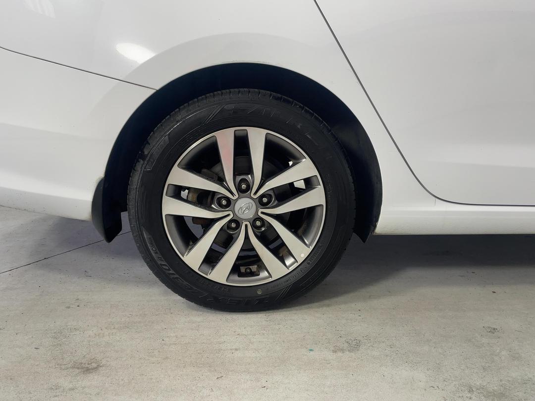 Photo '12' of Hyundai I30