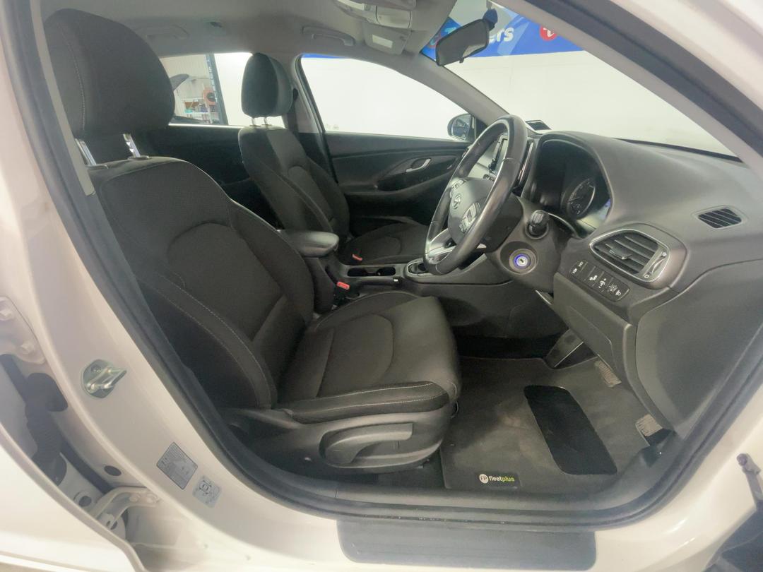 Photo '16' of Hyundai I30