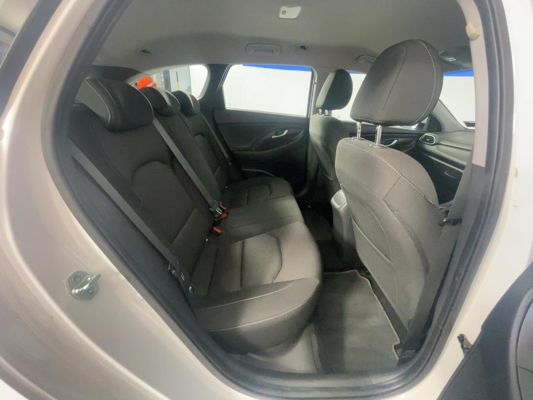 Photo '20' of Hyundai I30