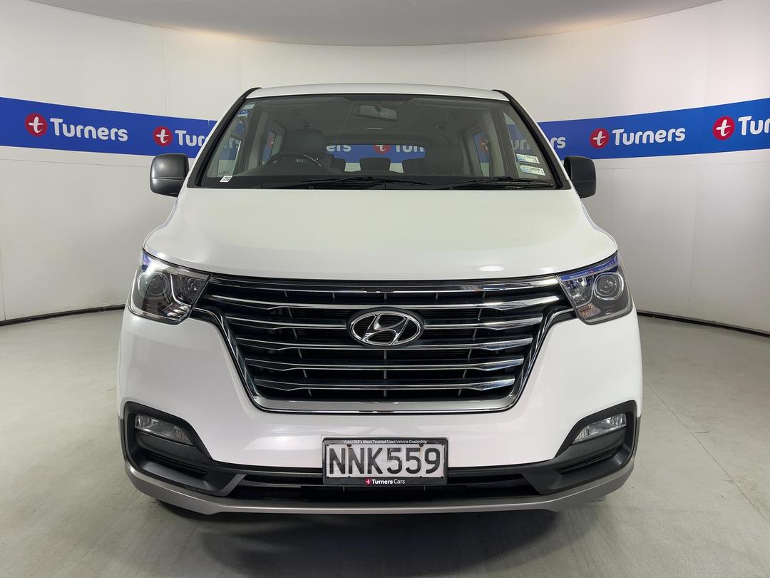 Photo '2' of Hyundai Imax