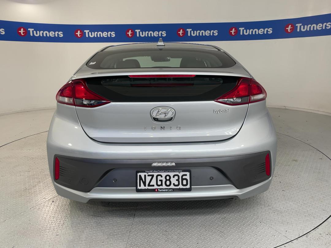Photo '6' of Hyundai Ioniq
