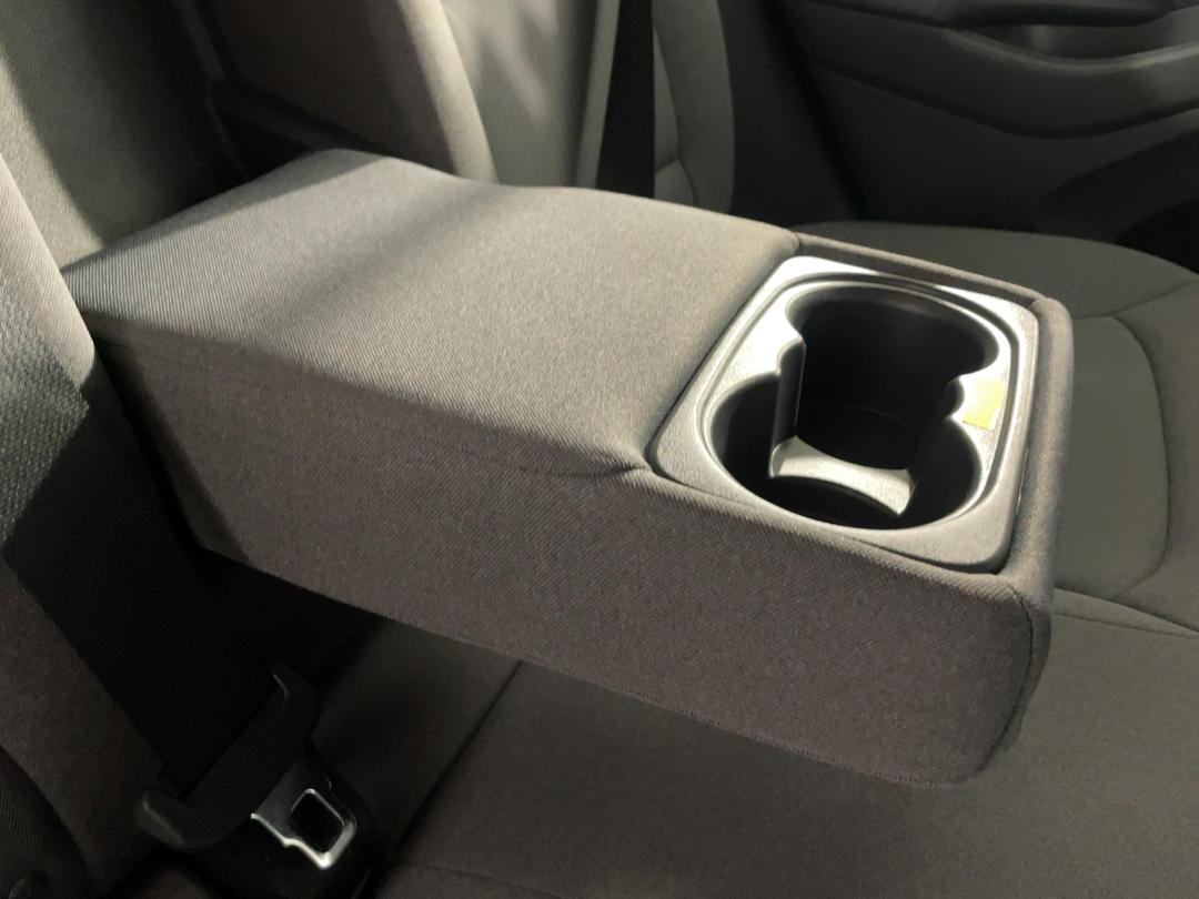 Photo '23' of Hyundai Ioniq