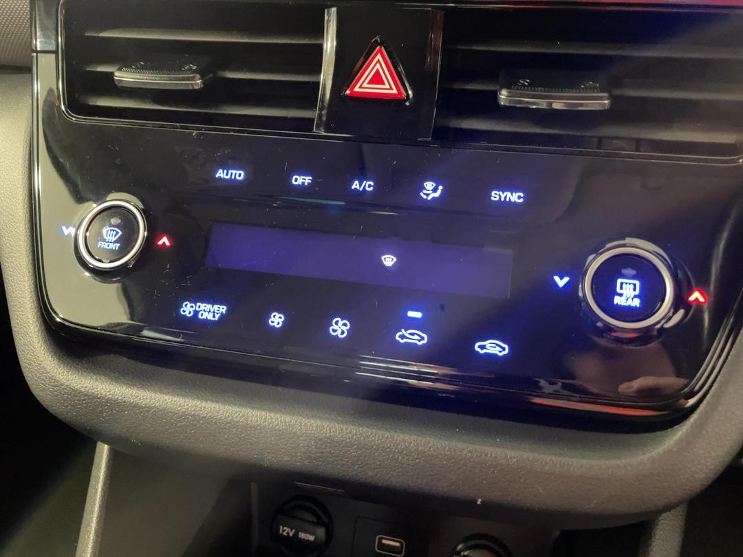 Photo '31' of Hyundai Ioniq
