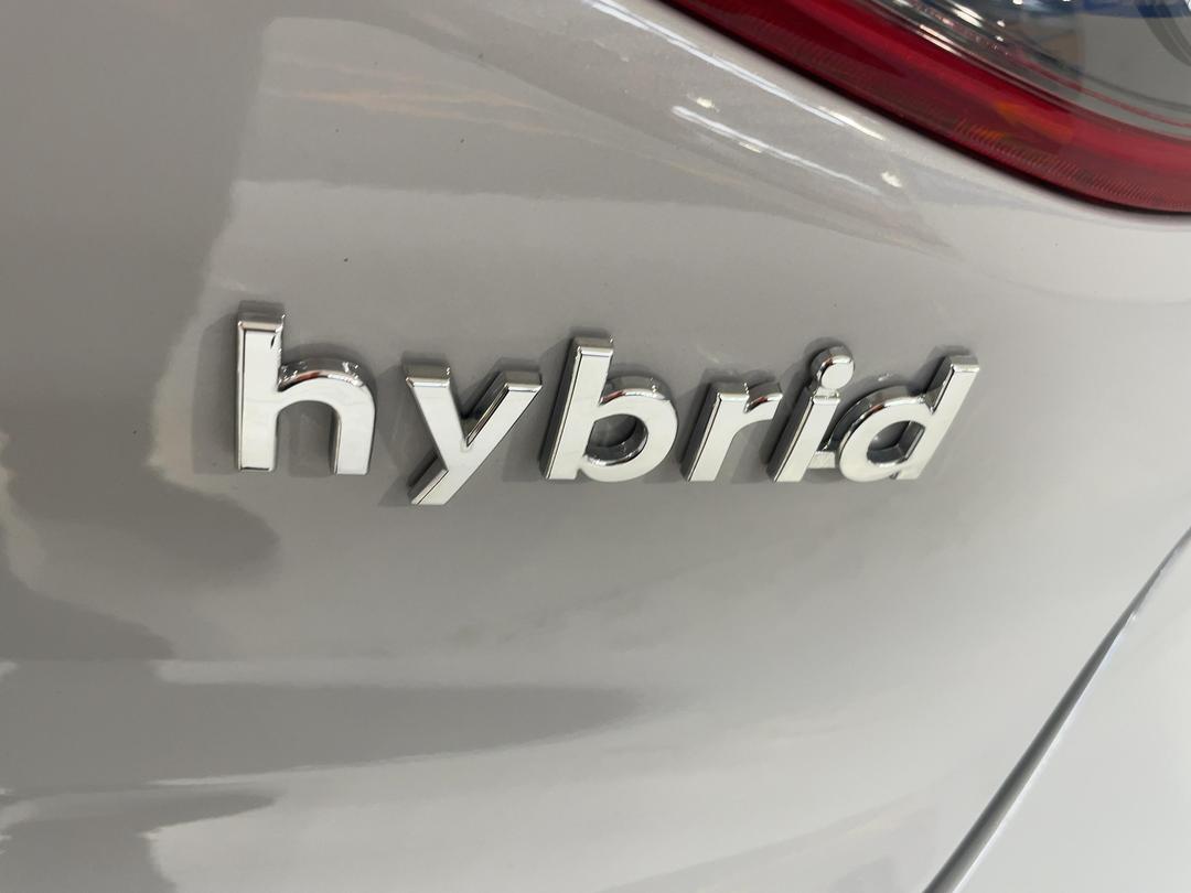 Photo '36' of Hyundai Ioniq