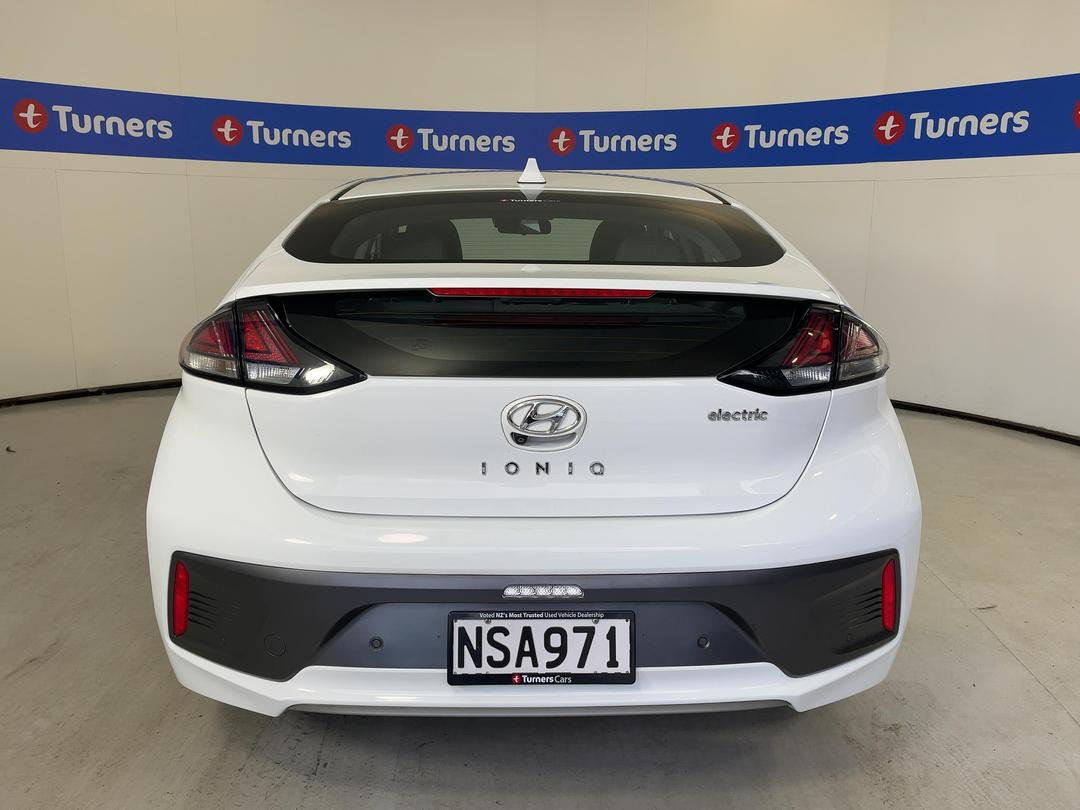 Photo '6' of Hyundai Ioniq